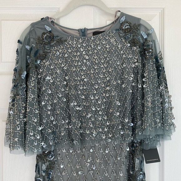 Stunning Adrianna Papell long beaded formal dress with cape sleeves NWT - Picture 2 of 8